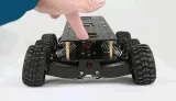 Châssis tout-terrain noir avec transmission à 6 roues – 3