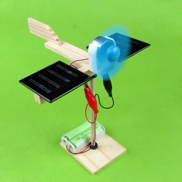 Mini avion en bois à énergie solaire (Éducatif)