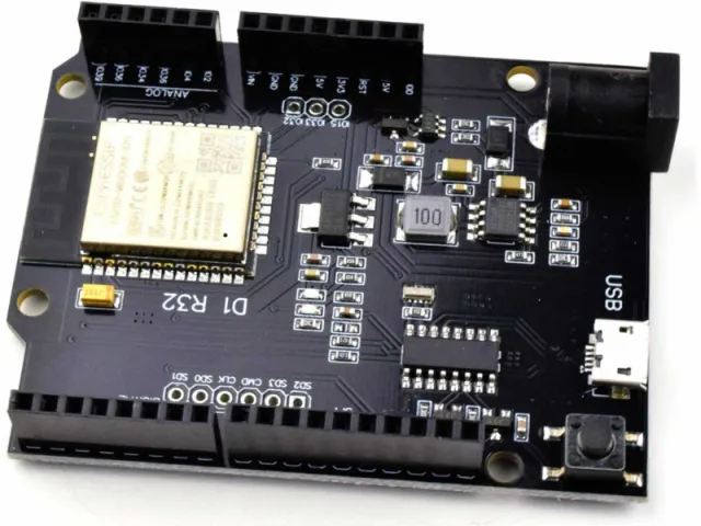 WeMos D1 R32 ESP32 carte de développement 4 Mo WiFi Bluetooth double cœur au format Arduino Uno R3