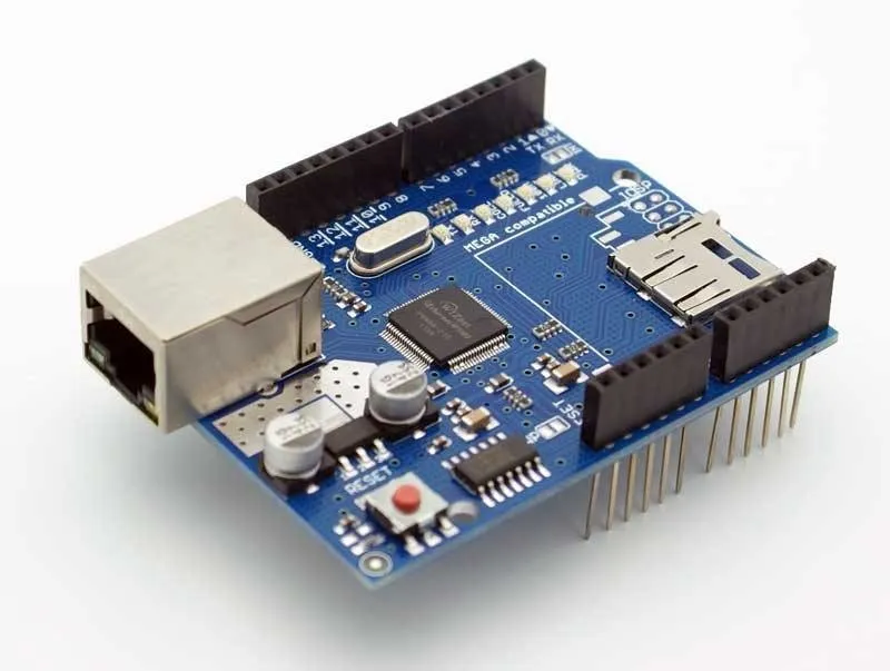 Shield Ethernet W5100 avec lecteur de carte Micro-SD pour Arduino